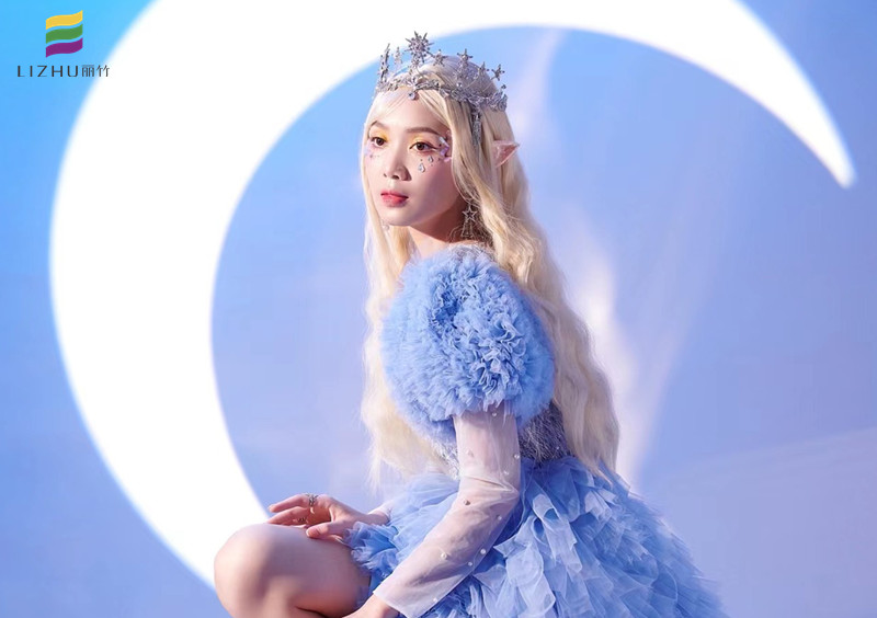 夢(mèng)幻月光精靈造型，南寧彩妝培訓(xùn)網(wǎng)紅作品