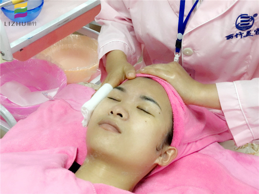 面部清潔教學(xué)，廣西美容皮膚管理培訓(xùn)內(nèi)容