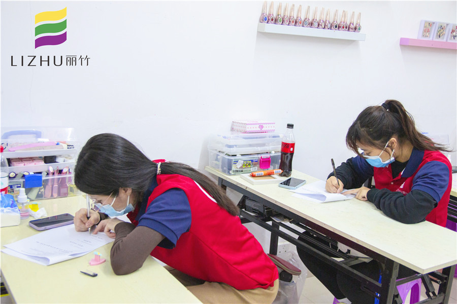 1653896472362843.jpg 1637135515804509.jpg