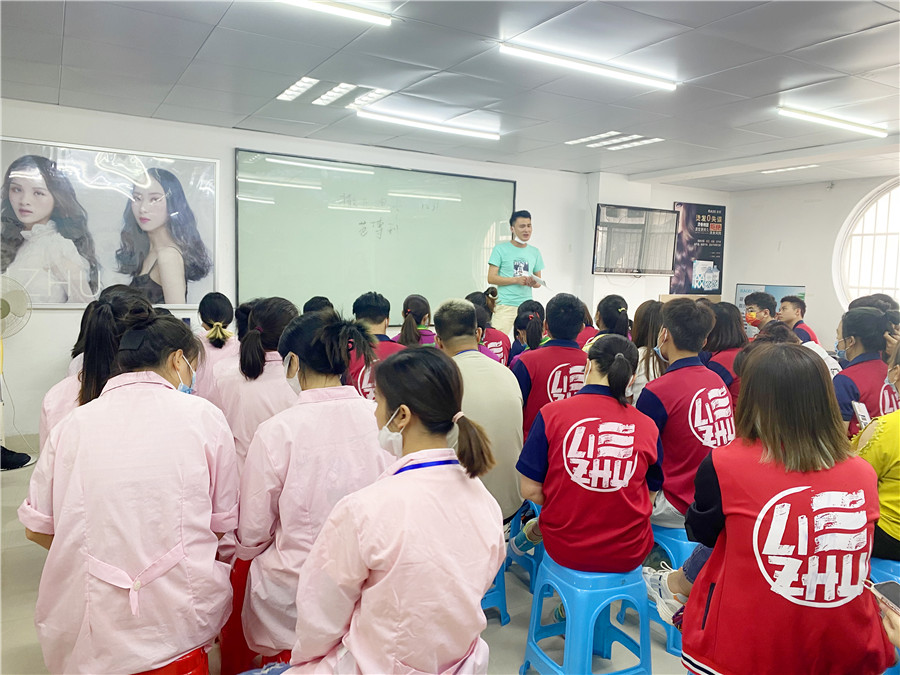 就業(yè)宣講會：薩瓦迪卡護(hù)膚造型連鎖機(jī)構(gòu)專場