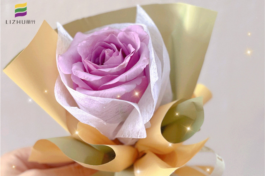 紙花藝術(shù)作品，廣西插花花藝學(xué)校原創(chuàng)