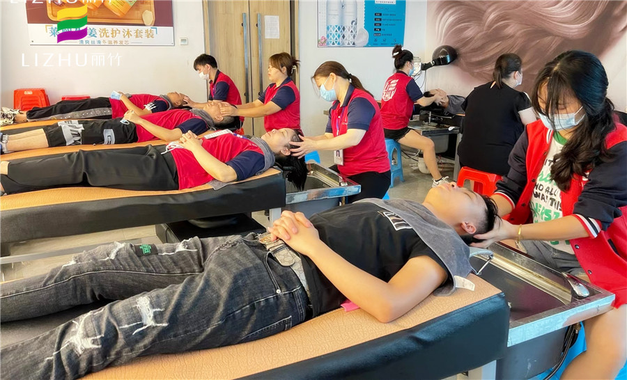 泰式洗頭和中式洗頭的區(qū)別，南寧美發(fā)洗護(hù)培訓(xùn)課程