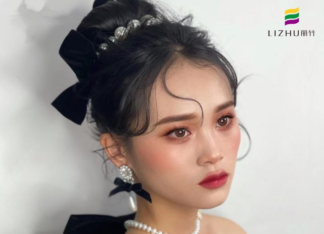 黑色禮服造型，廣西美妝造型學校作品分享