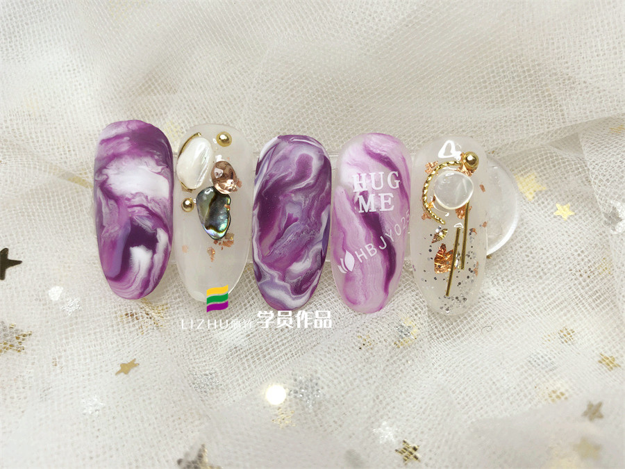 暈染美甲，麗竹專業(yè)美甲師學校學員作品