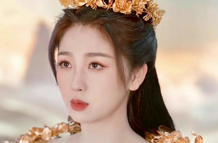 息山神女的眼妝教程，真的又仙又御