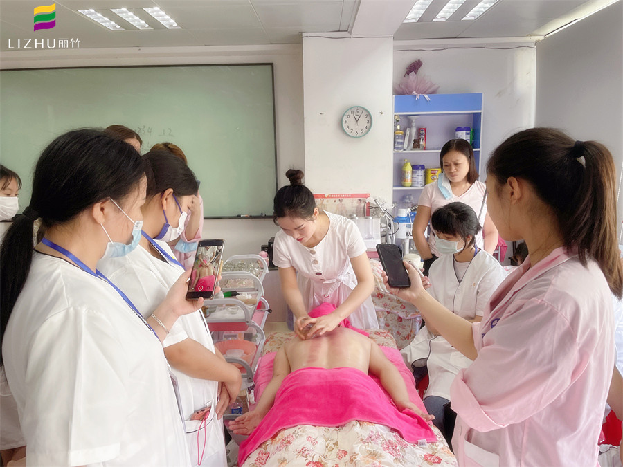 各季節(jié)拔火罐要注意事項，廣西中醫(yī)拔罐培訓(xùn)班