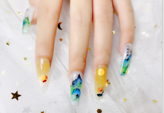 水墨山水美甲 ，廣西美甲學(xué)校彩繪美甲作品