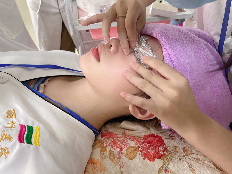 角蛋白翹睫術，廣西學美睫技術