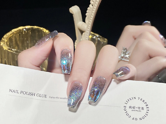 法式貓眼美甲，南寧美甲學(xué)校排行推薦