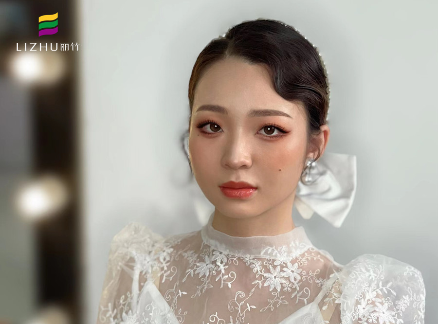 婉約韓式新娘 ，廣西專業(yè)化妝培訓(xùn)造型學(xué)校作品