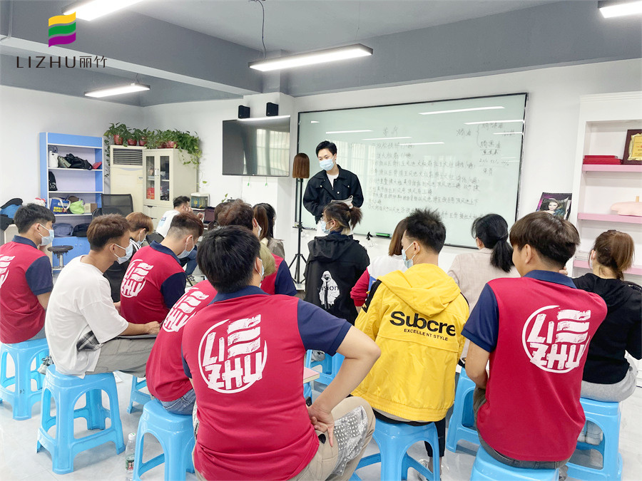 生姜洗頭的好處？南寧美發(fā)洗護學(xué)校理論講解