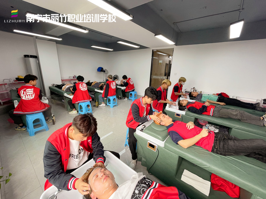 1678932773496483.jpg IMG_7937.JPG