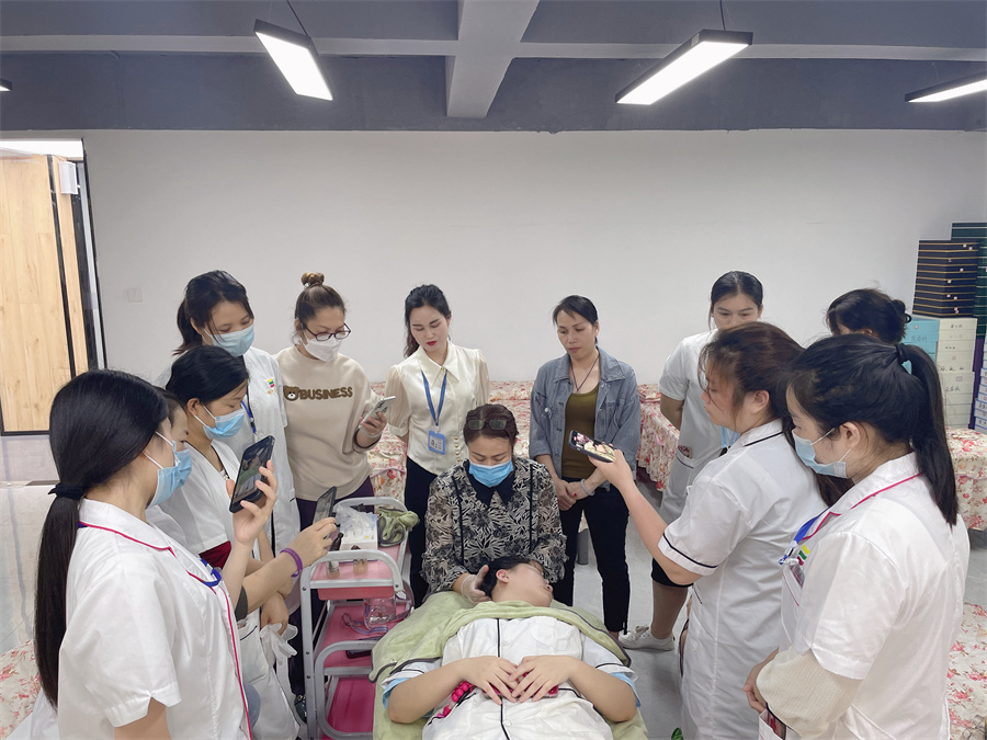 春季頭療的好處！南寧養(yǎng)生頭療美容學(xué)校分享