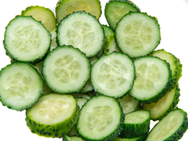 如何用黃瓜進(jìn)行美容護(hù)膚？廣西美容面部管理培訓(xùn)教你