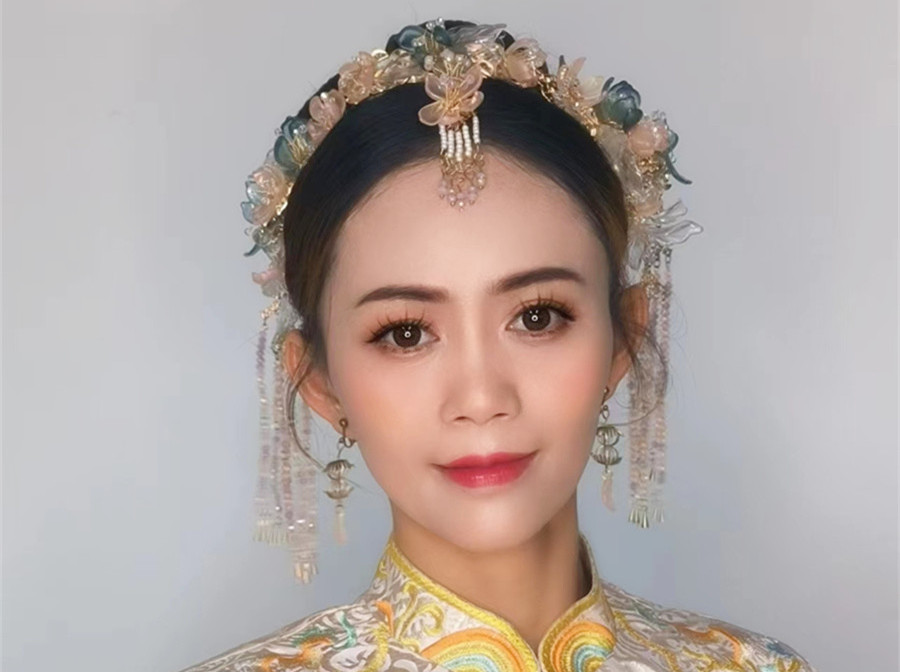 國風(fēng)新娘造型，廣西新娘彩妝造型學(xué)校演繹中國美
