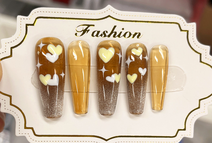 愛心美甲，廣西美甲學(xué)員課堂實操作品