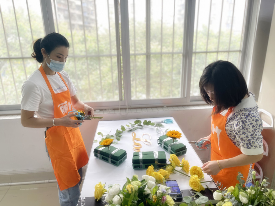 韓式花束設(shè)計風格，南寧網(wǎng)紅花藝培訓班講解