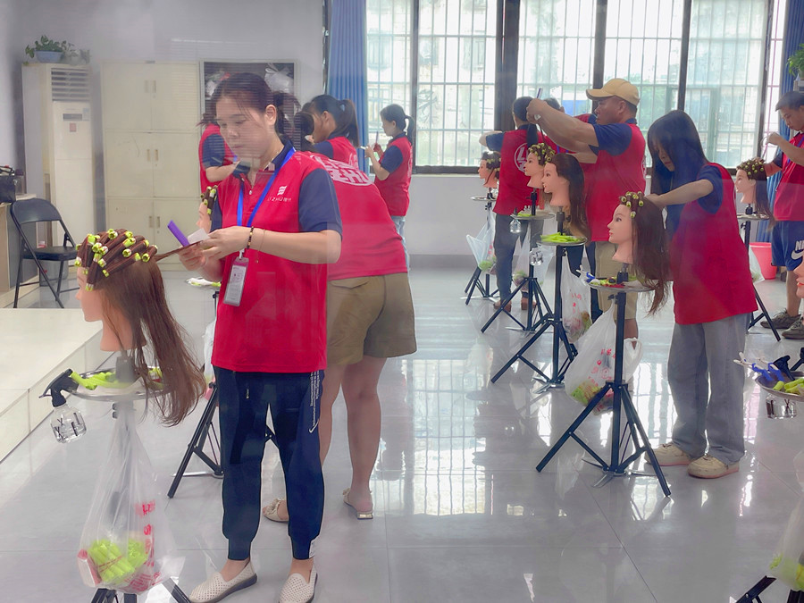 美發(fā)卷發(fā)杠的操作，零基礎(chǔ)學卷發(fā)