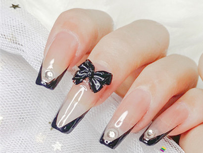法式腮紅美甲&蝴蝶結(jié)法式美甲，南寧美甲學(xué)徒必學(xué)款式