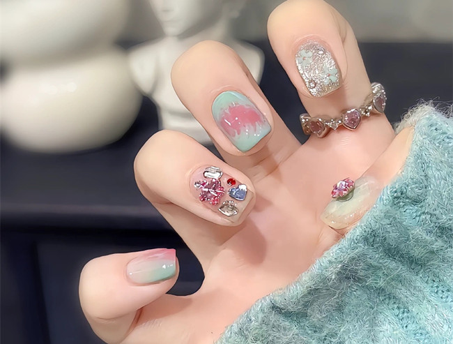 適合短圓甲的秋冬氛圍美甲，南寧美甲推薦