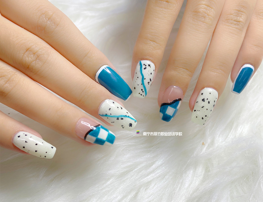 美甲知識與小常識：日式美甲的特點