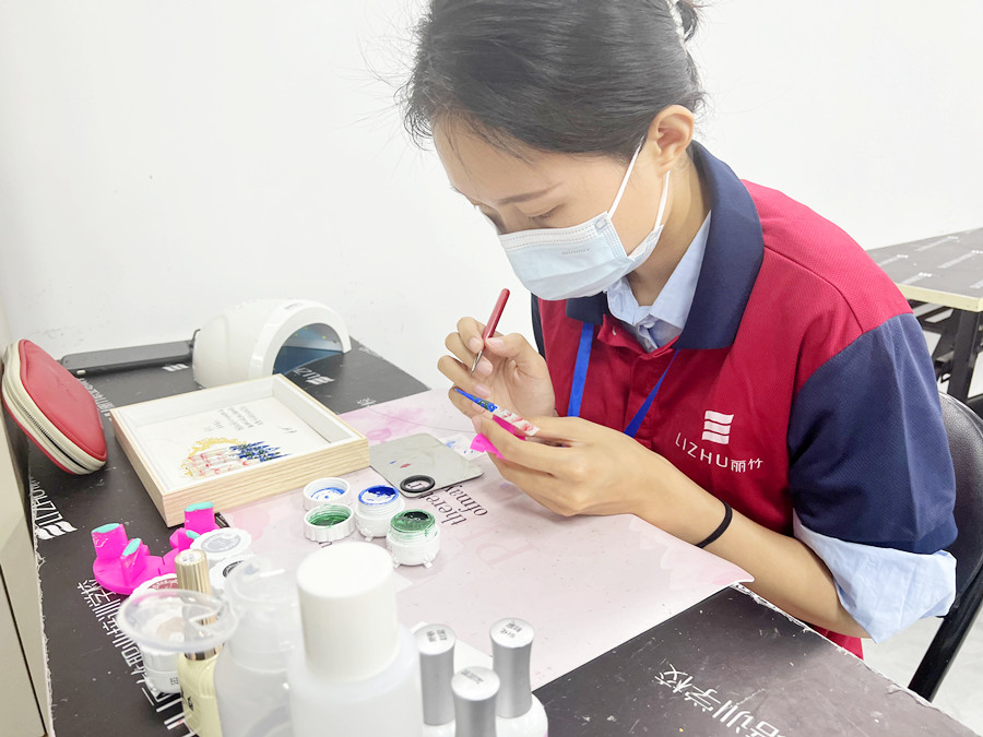 1699083998543293.jpg 曹珊.JPG