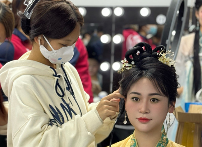 漢服造型設(shè)計，南寧培訓(xùn)漢服造型師作品