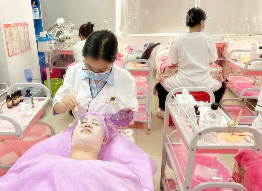 冬季護(hù)膚的誤區(qū)，南寧學(xué)美容面部管理