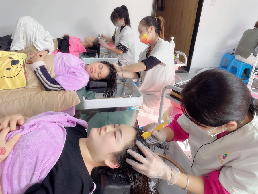 南寧頭療師：為什么越來(lái)越多人學(xué)頭療養(yǎng)發(fā)？