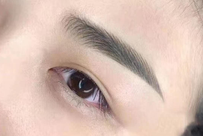 廣西學(xué)紋眉：紋眉哪種好看自然？