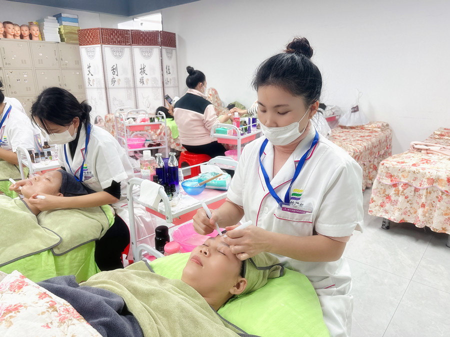 ?學美容心得體會：選擇麗竹，把握成功