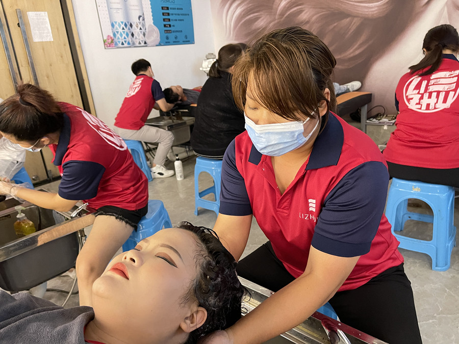 廣西美發(fā)培訓畢業(yè)體會 | 美發(fā)學習心得