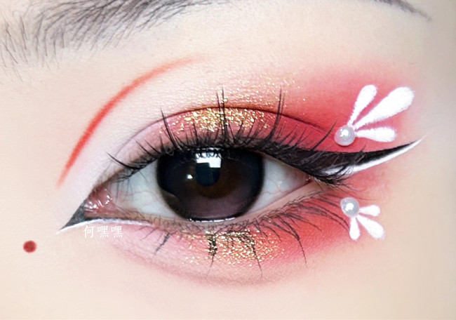 ?玉蘭花眼妝教程，零基礎(chǔ)化妝學(xué)習(xí)