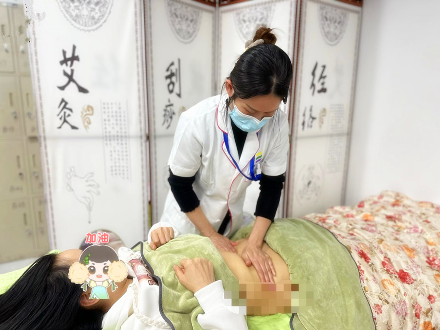 揉按腹部的好處，廣西美容美體專業(yè)學院分享