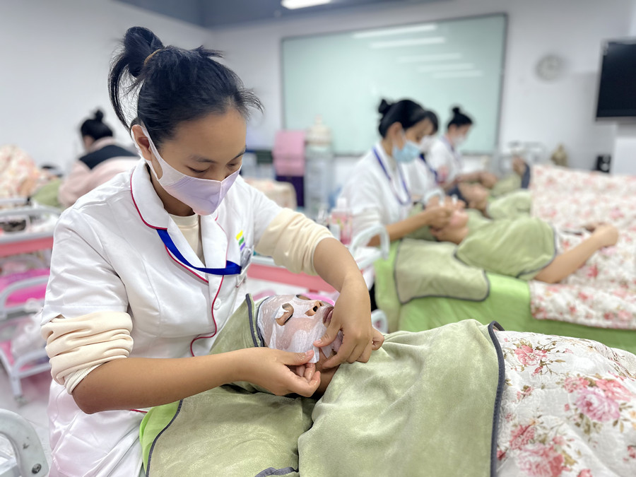 春季護膚緊急攻略，南寧護膚美容培訓(xùn)