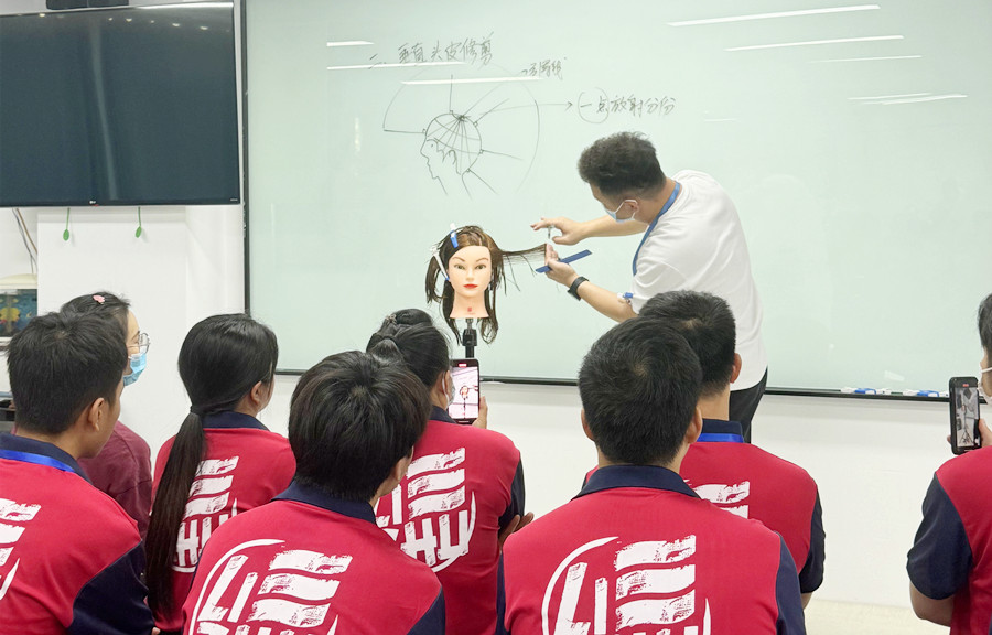 美發(fā)夾剪基礎(chǔ)知識，廣西剪發(fā)理發(fā)教案