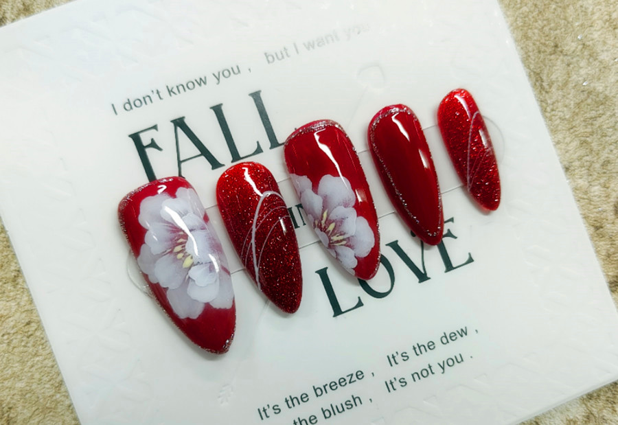 3D甲排筆美繪畫技巧，告訴你南寧美甲培訓(xùn)去哪里？