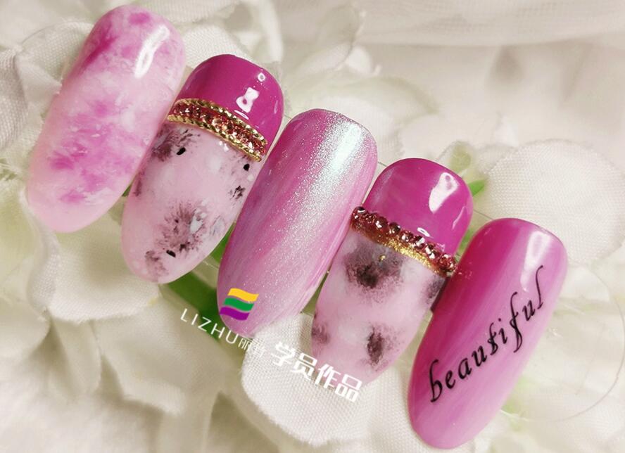 美甲暈染糊成團的原因，南寧美甲培訓課程講解