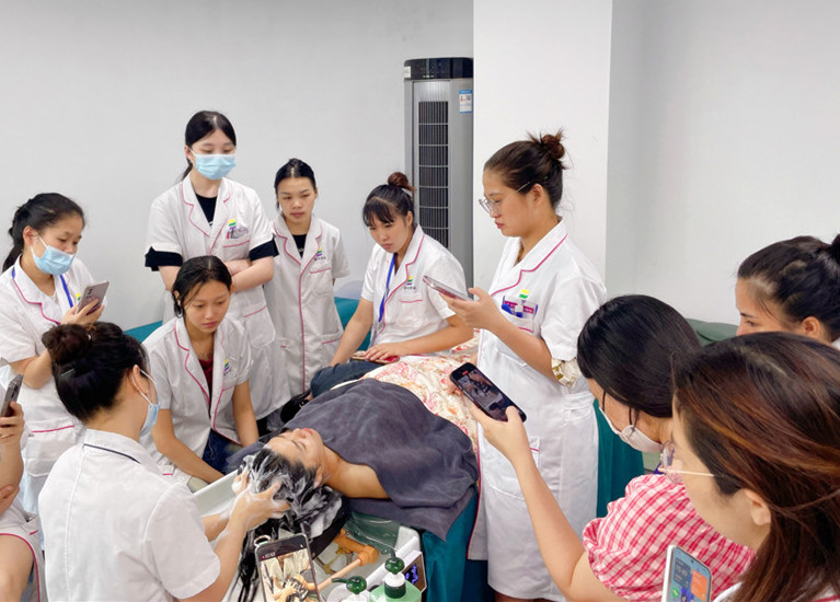 頭療洗頭有什么作用？南寧頭療培訓(xùn)學(xué)校實(shí)操講解