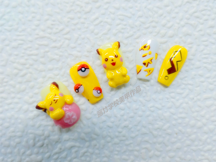 卡通立體雕花美甲，廣西美甲學(xué)校排行推薦分享