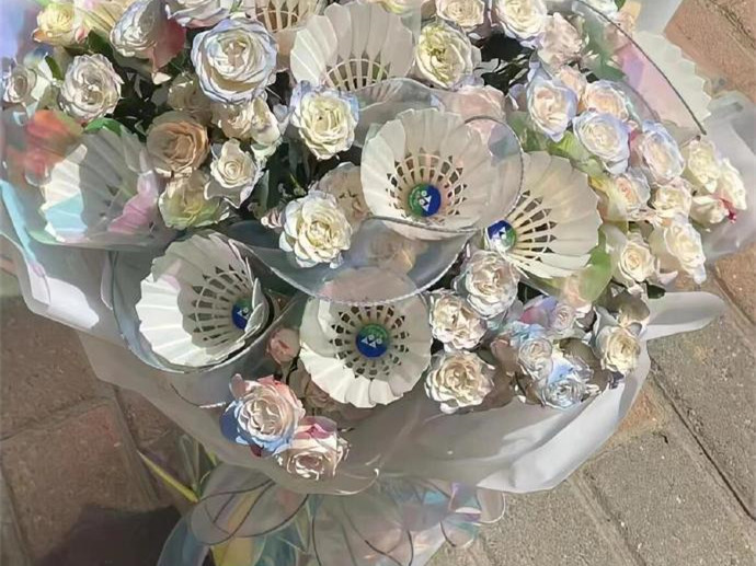 羽毛球花束，南寧鮮花花藝職業(yè)學(xué)校分享