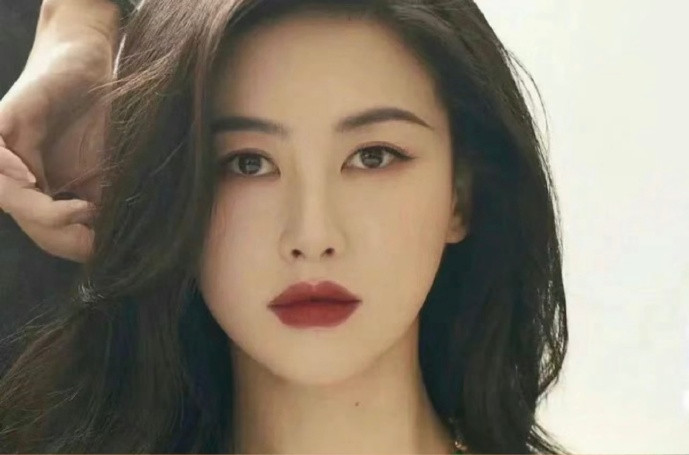 水彎眉教程，南寧化妝師日常必學(xué)