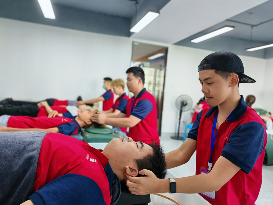 如何養(yǎng)成好秀發(fā)？廣西美發(fā)養(yǎng)發(fā)護發(fā)培訓教你