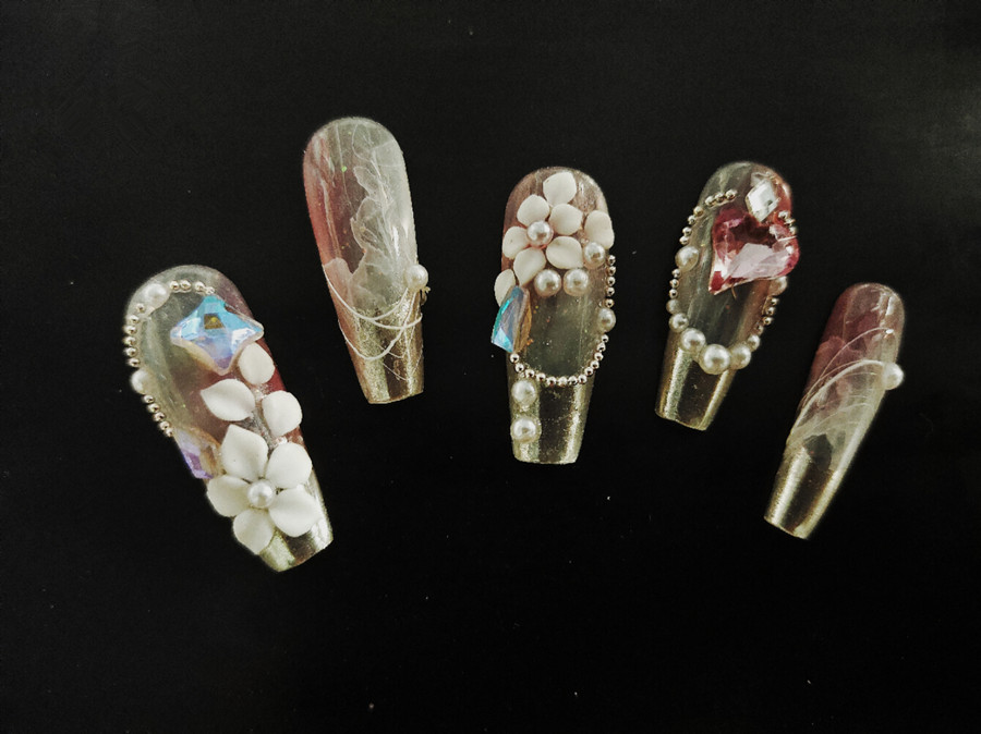 秋冬款尖花美甲，廣西美甲造型