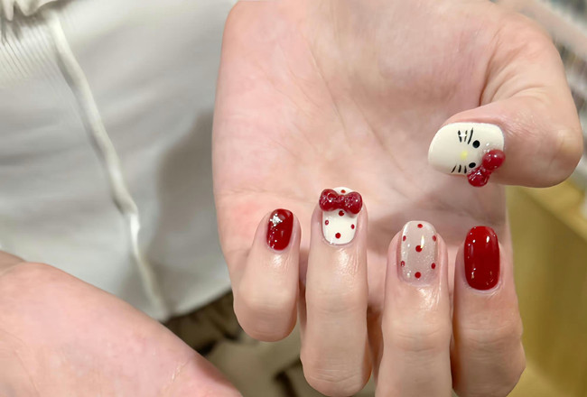 適合秋天做的美甲，廣西省美甲學(xué)校分享