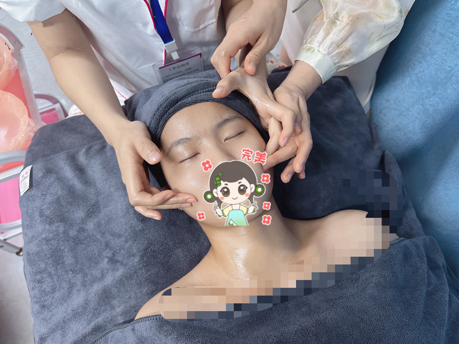 南寧美容養(yǎng)顏：了解面部按摩，學(xué)會面部按摩