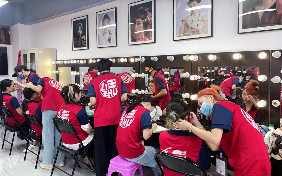 注意！南寧化妝技能比賽項(xiàng)目與評(píng)分要求