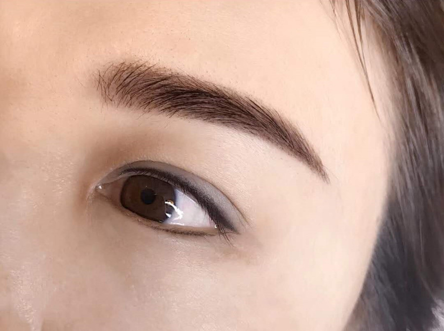 紋美瞳線的操作步驟，南寧學(xué)紋美瞳線