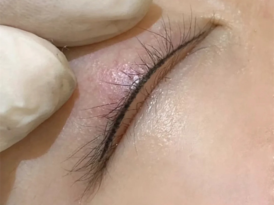 美瞳線怎樣持久保色？廣西紋繡專業(yè)技校分享