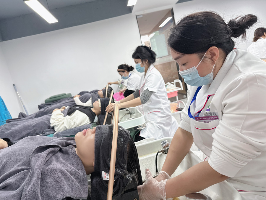 廣西頭療專業(yè)技術培訓實操花絮